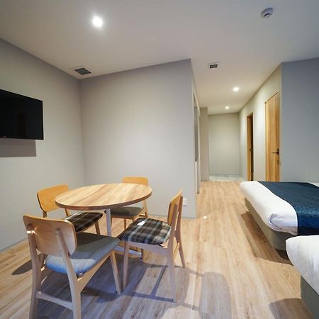 โฮเต็ล เอส-เปรสโซ อีสต์ Aparthotel โอซาก้า ภายนอก รูปภาพ